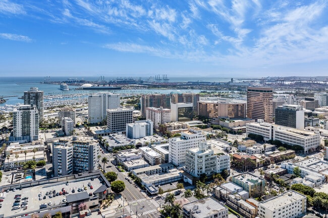 Building Photo - 140 Linden Ave