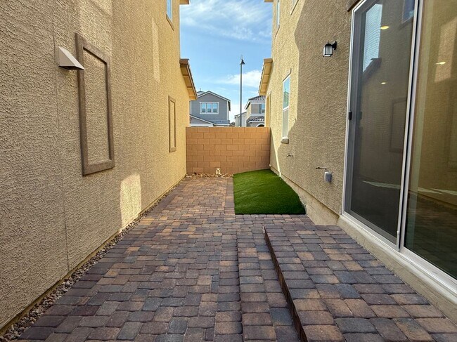 Building Photo - 3609 Canico Ln