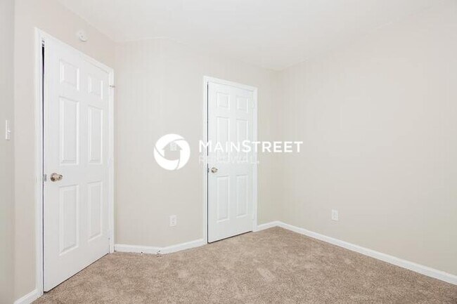 Building Photo - 9005 Buck Ct