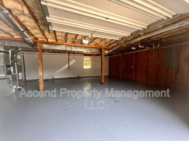 Building Photo - 10142 Baker Boy Dr