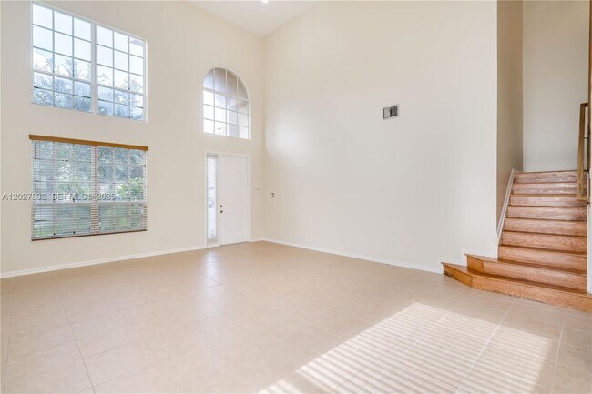 Building Photo - 14935 SW 52nd St