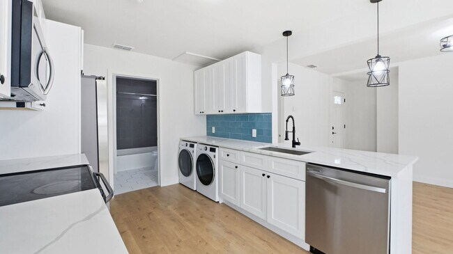 Building Photo - 4952 21st St N