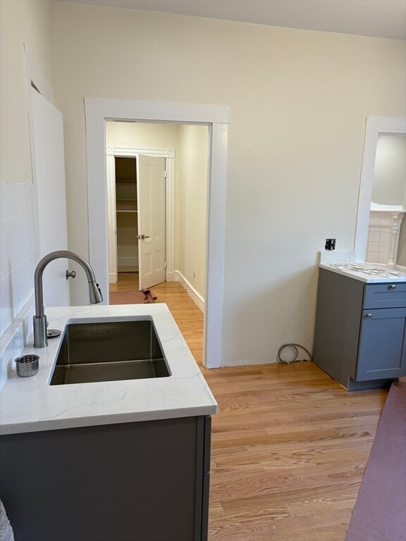 Building Photo - 11 Hatch St