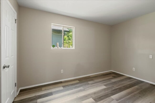 Building Photo - 2119 White Ave