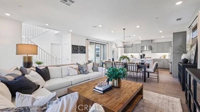 Building Photo - 27213 Tamarack Ln