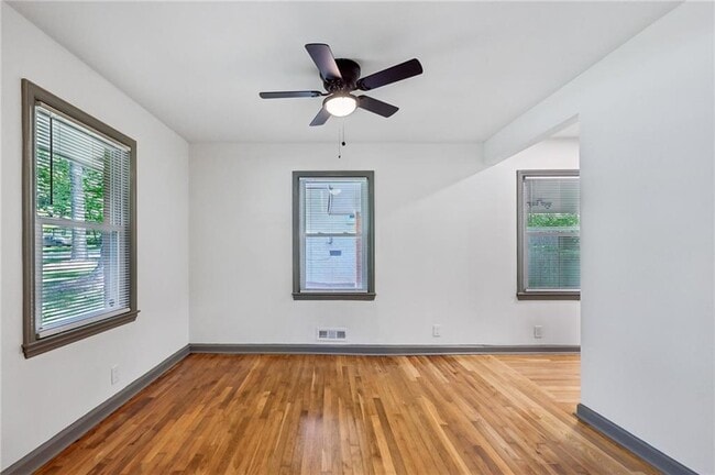Building Photo - 1843 Longdale Dr