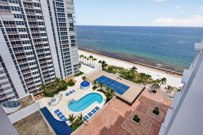 Building Photo - 1370 S Ocean Blvd