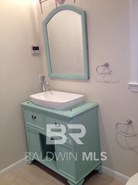 Building Photo - 162 Pecan Ave