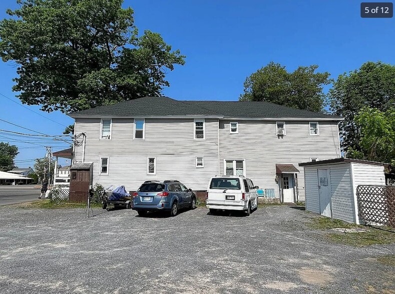 Building Photo - 6674 Lake Shore Rd N