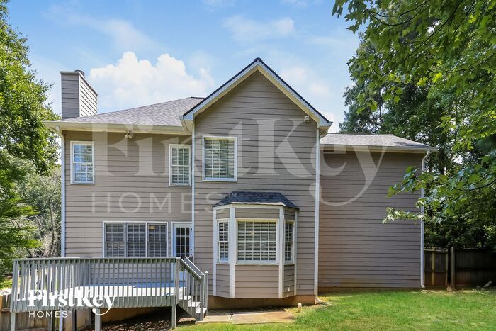 Building Photo - 199 Lakeview Ln