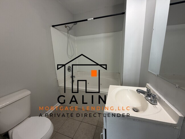 Building Photo - 804 Crosby St