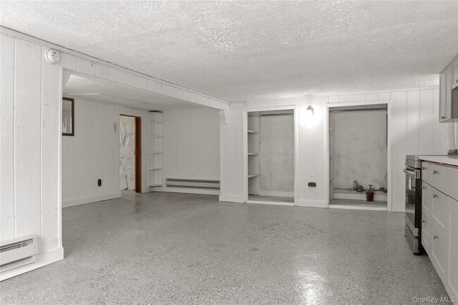 Building Photo - 378 Broadway