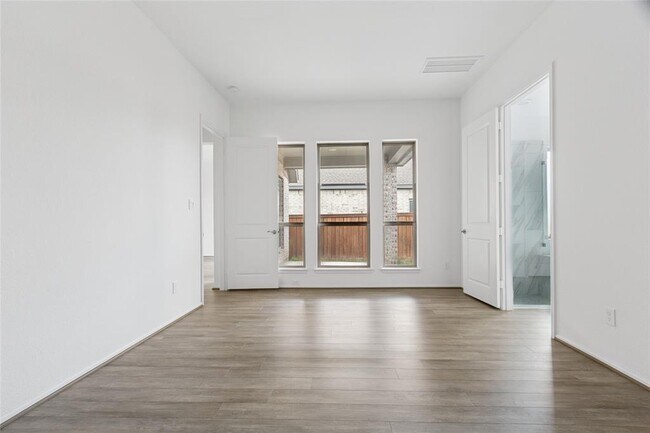 Building Photo - 18415 Cir Bar Rnch Ct