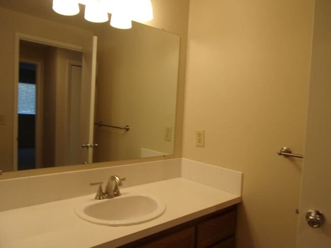 Building Photo - 2500 NW Princess St