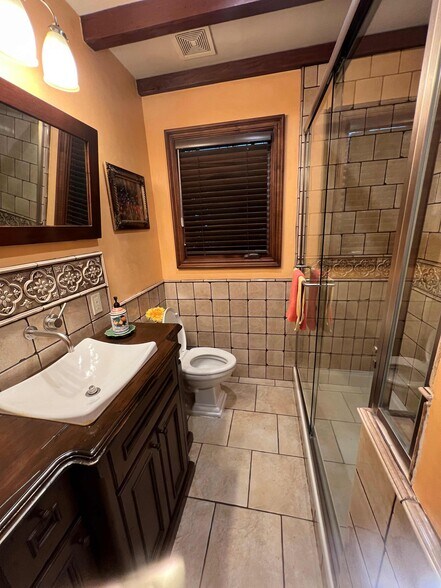 Building Photo - 1016 S Euclid Ave