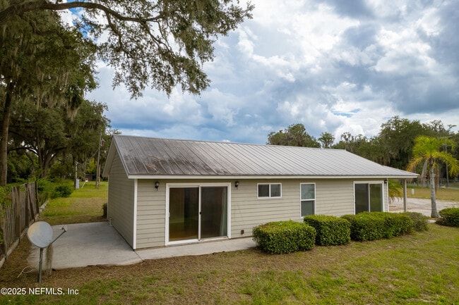 Building Photo - 100 Ashton Cir