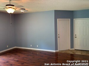 Building Photo - 13039 Hunters Moon