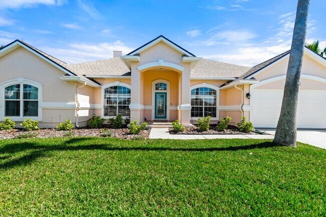 Building Photo - 200 Islamarada Ct