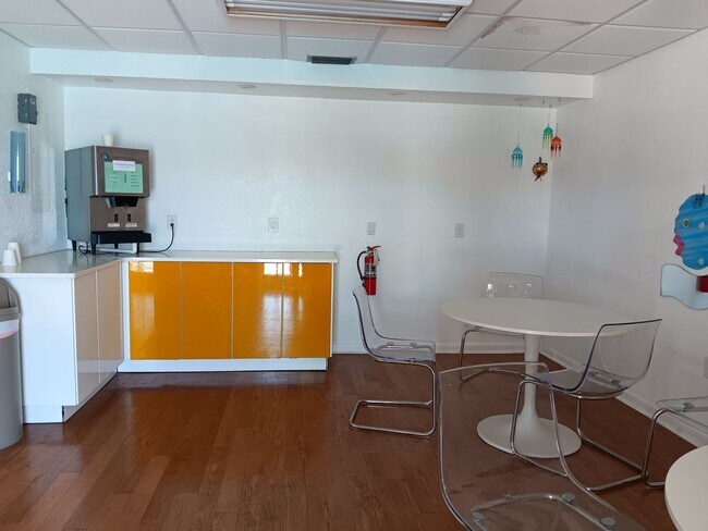 Building Photo - Stunning views, great amenities for 55+ re...