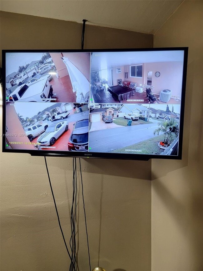 Building Photo - 12989 SW 251st Terrace