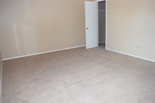 Building Photo - 3822 Laura Leigh Dr