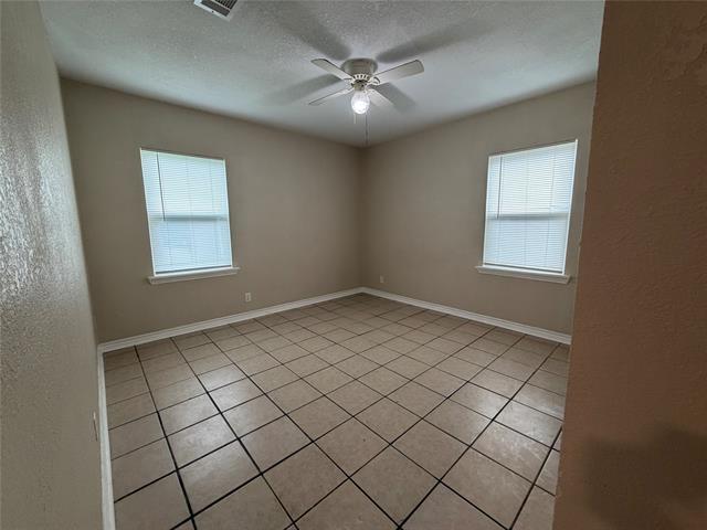 Building Photo - 532 NW King St