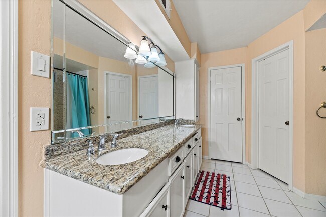 Building Photo - 17814 Theiss Mail Rte Rd