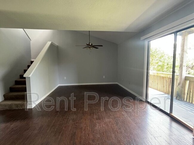 Primary Photo - 154 Scottsdale Square