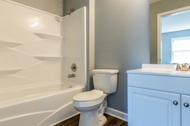 Building Photo - 700 Western Ave