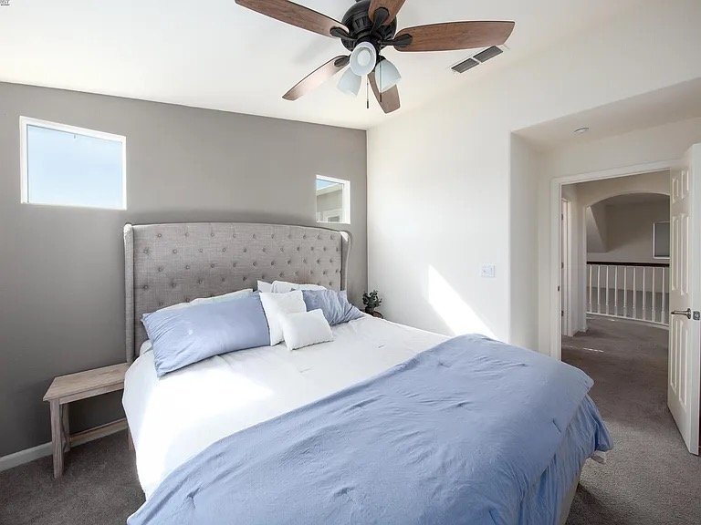 Building Photo - 2168 Wellington Dr