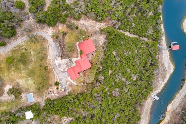 Building Photo - 18205 Ridge Rd