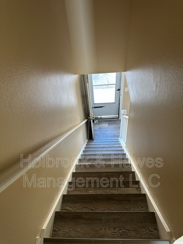 Building Photo - 4881 Basswood Dr