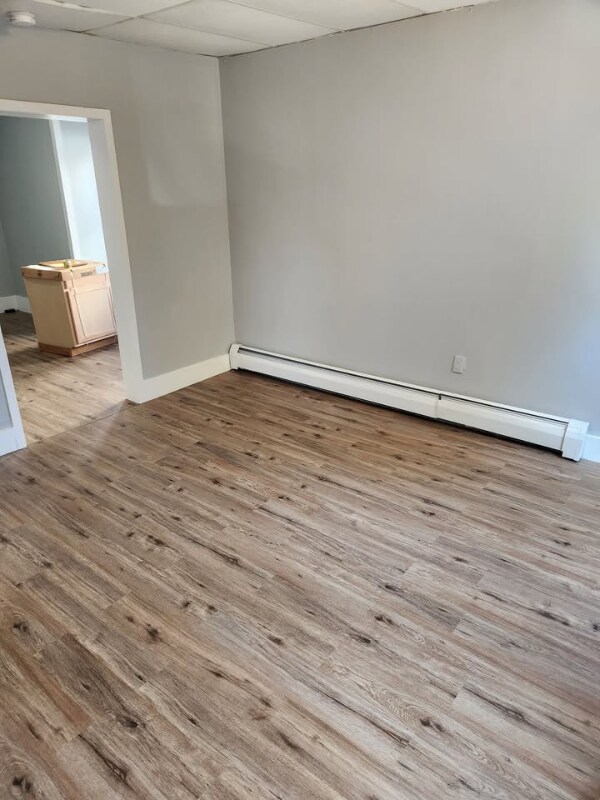 Building Photo - 538 Hall St