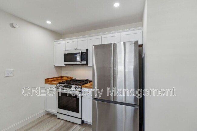 Building Photo - 2925 Alabama Dr