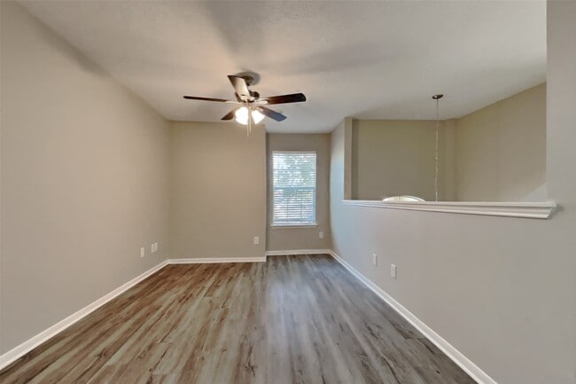 Building Photo - 9615 Winter Run Dr