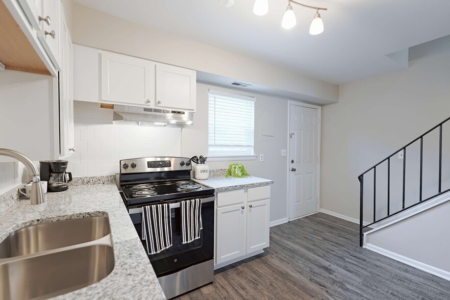 Trails End Apartments in Burlington, NC - Trails End Apartments