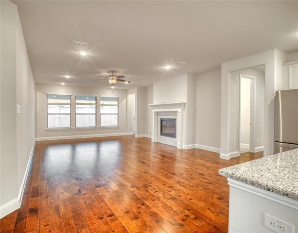 Building Photo - 1404 Brent Knoll Dr