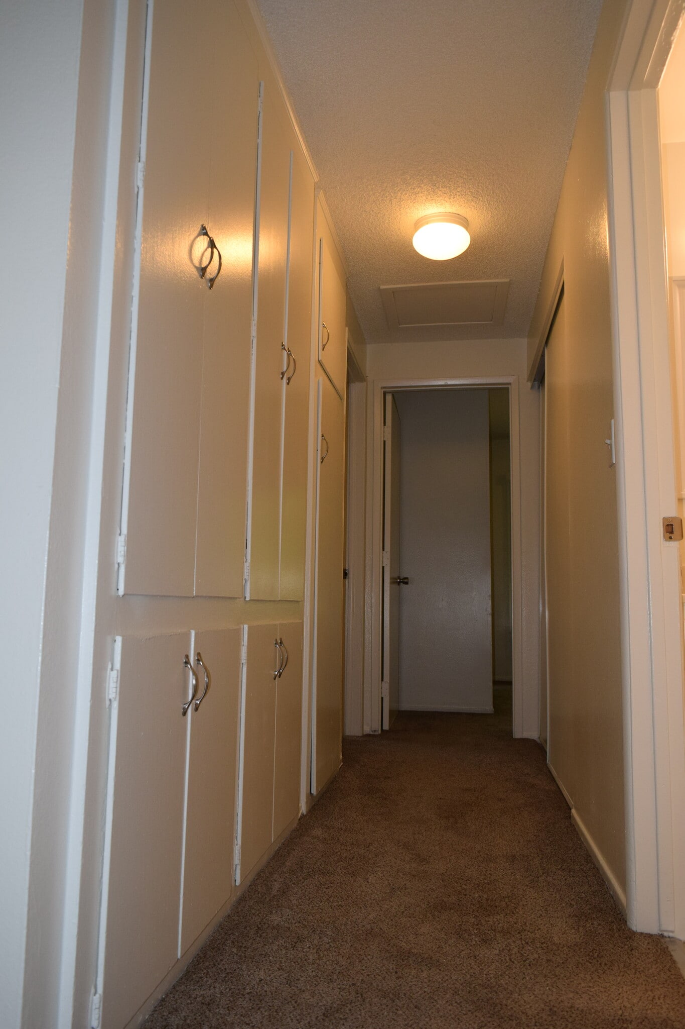 Ample Storage Spaces - 1945 Evergreen St