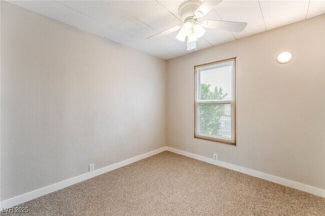 Building Photo - 2847 Mammoth Ct