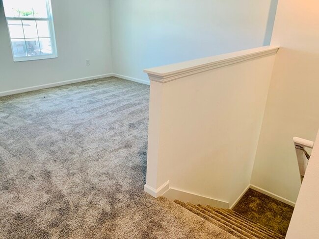 Building Photo - 843 Grant St