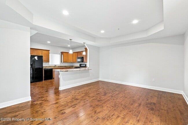 Building Photo - 9 Maple Leaf Dr