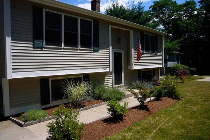 Building Photo - 2337 Kingstown Rd