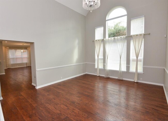 Building Photo - 8517 Sweet Cherry Dr