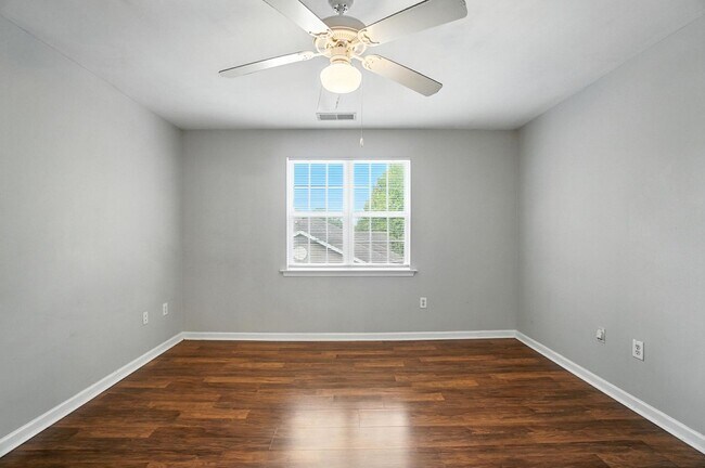 Building Photo - Minutes from UNCC Campus