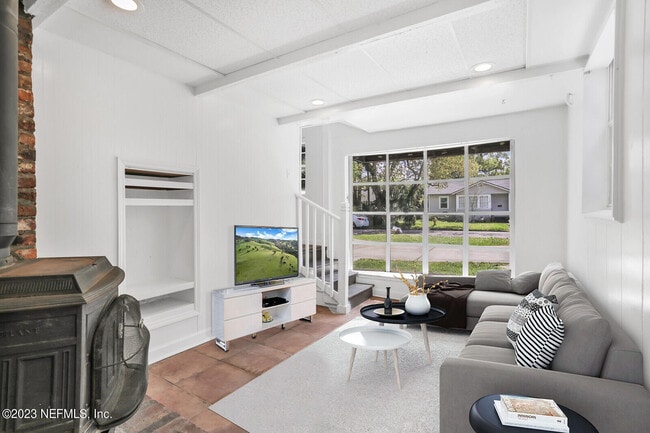 Building Photo - 4239 Shirley Ave