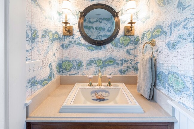 Building Photo - 159 Beach Ave