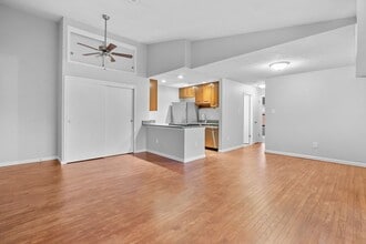 Building Photo - Open Concept and Renovated Top Level Condo. Close to BWI, Ft. Meade & NSA