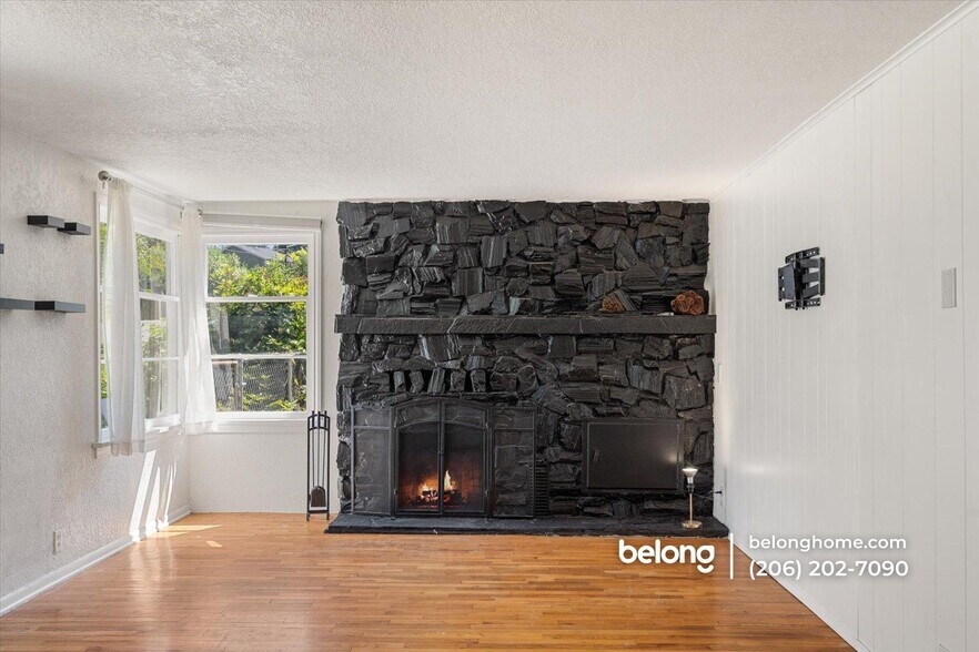 Building Photo - 2232 148th St SW