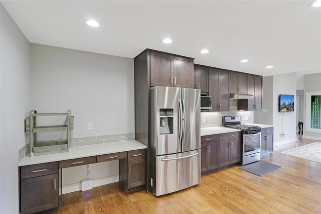 Building Photo - 3801 Laurel Ledge Ln