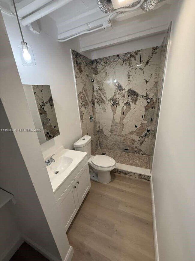 Building Photo - 1608 NW 5th Ave